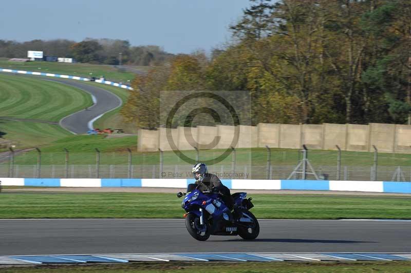 Motorcycle action photographs;donington;donington park leicestershire;donington photographs;event digital images;eventdigitalimages;no limits trackday;peter wileman photography;trackday;trackday digital images;trackday photos