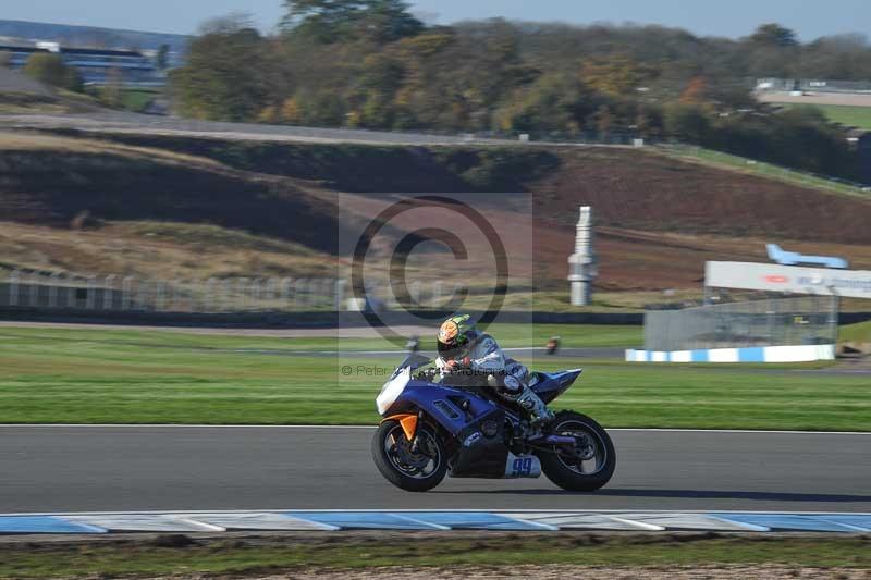 Motorcycle action photographs;donington;donington park leicestershire;donington photographs;event digital images;eventdigitalimages;no limits trackday;peter wileman photography;trackday;trackday digital images;trackday photos