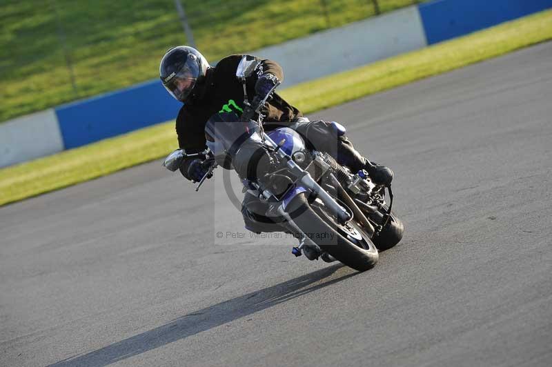Motorcycle action photographs;donington;donington park leicestershire;donington photographs;event digital images;eventdigitalimages;no limits trackday;peter wileman photography;trackday;trackday digital images;trackday photos