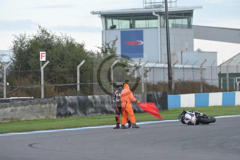 Motorcycle action photographs;donington;donington park leicestershire;donington photographs;event digital images;eventdigitalimages;no limits trackday;peter wileman photography;trackday;trackday digital images;trackday photos
