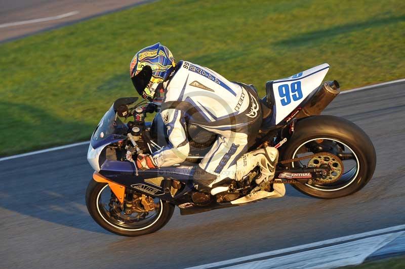 Motorcycle action photographs;donington;donington park leicestershire;donington photographs;event digital images;eventdigitalimages;no limits trackday;peter wileman photography;trackday;trackday digital images;trackday photos