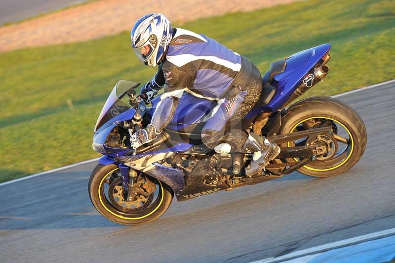 Motorcycle action photographs;donington;donington park leicestershire;donington photographs;event digital images;eventdigitalimages;no limits trackday;peter wileman photography;trackday;trackday digital images;trackday photos