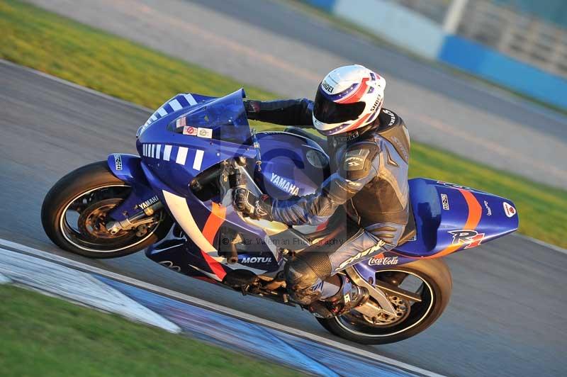 Motorcycle action photographs;donington;donington park leicestershire;donington photographs;event digital images;eventdigitalimages;no limits trackday;peter wileman photography;trackday;trackday digital images;trackday photos