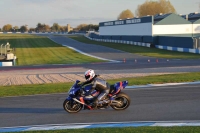 Motorcycle-action-photographs;donington;donington-park-leicestershire;donington-photographs;event-digital-images;eventdigitalimages;no-limits-trackday;peter-wileman-photography;trackday;trackday-digital-images;trackday-photos