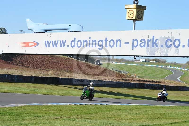 Motorcycle action photographs;donington;donington park leicestershire;donington photographs;event digital images;eventdigitalimages;no limits trackday;peter wileman photography;trackday;trackday digital images;trackday photos