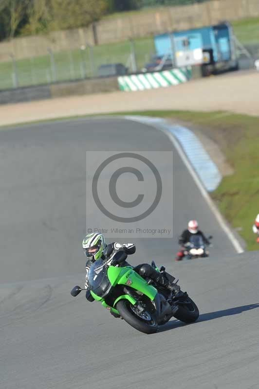 Motorcycle action photographs;donington;donington park leicestershire;donington photographs;event digital images;eventdigitalimages;no limits trackday;peter wileman photography;trackday;trackday digital images;trackday photos