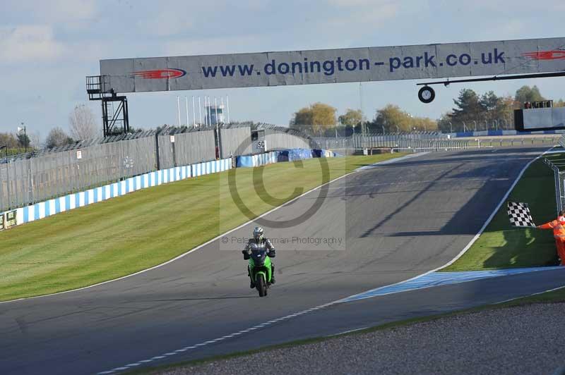 Motorcycle action photographs;donington;donington park leicestershire;donington photographs;event digital images;eventdigitalimages;no limits trackday;peter wileman photography;trackday;trackday digital images;trackday photos