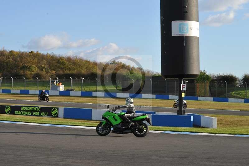Motorcycle action photographs;donington;donington park leicestershire;donington photographs;event digital images;eventdigitalimages;no limits trackday;peter wileman photography;trackday;trackday digital images;trackday photos