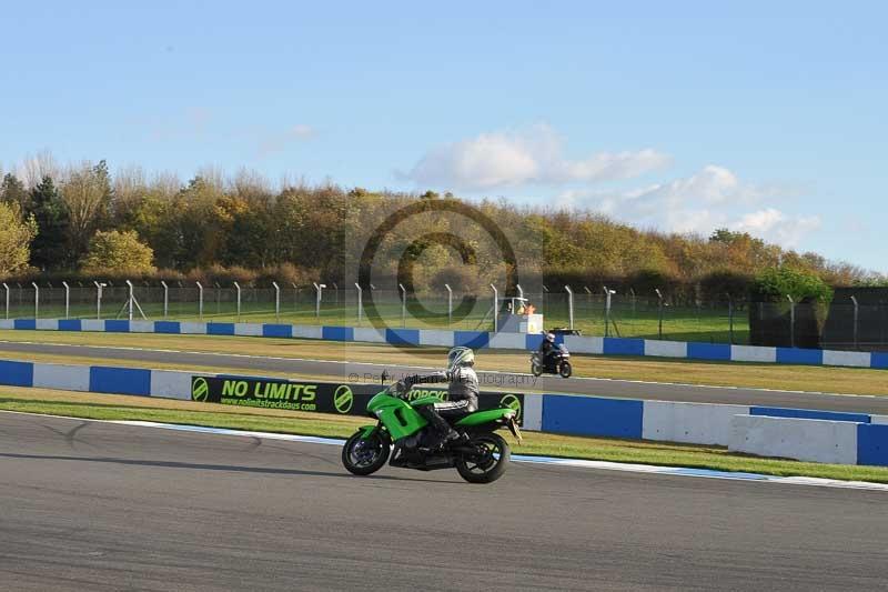 Motorcycle action photographs;donington;donington park leicestershire;donington photographs;event digital images;eventdigitalimages;no limits trackday;peter wileman photography;trackday;trackday digital images;trackday photos
