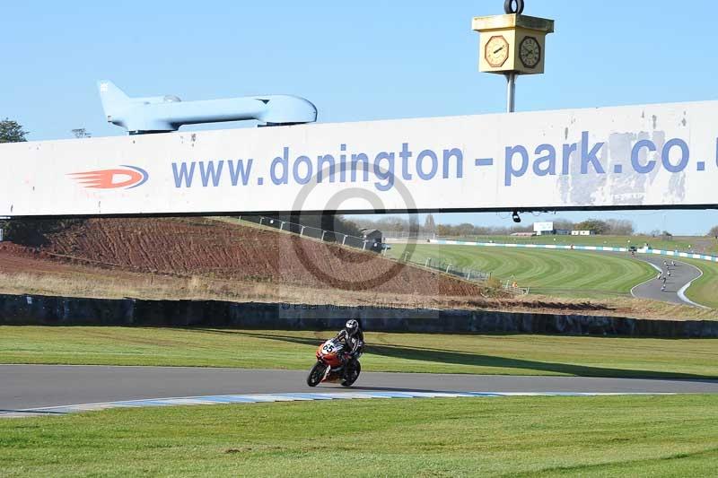 Motorcycle action photographs;donington;donington park leicestershire;donington photographs;event digital images;eventdigitalimages;no limits trackday;peter wileman photography;trackday;trackday digital images;trackday photos