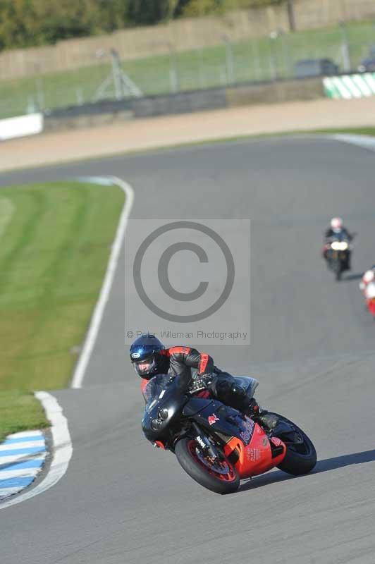 Motorcycle action photographs;donington;donington park leicestershire;donington photographs;event digital images;eventdigitalimages;no limits trackday;peter wileman photography;trackday;trackday digital images;trackday photos