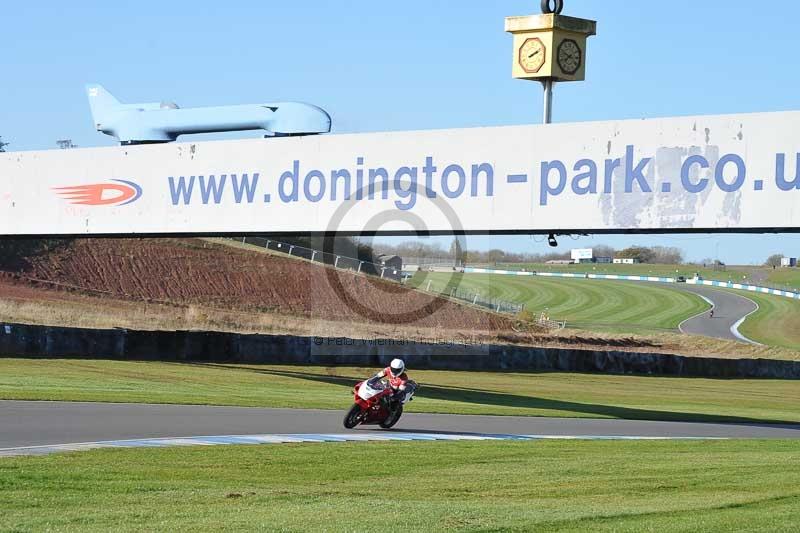 Motorcycle action photographs;donington;donington park leicestershire;donington photographs;event digital images;eventdigitalimages;no limits trackday;peter wileman photography;trackday;trackday digital images;trackday photos