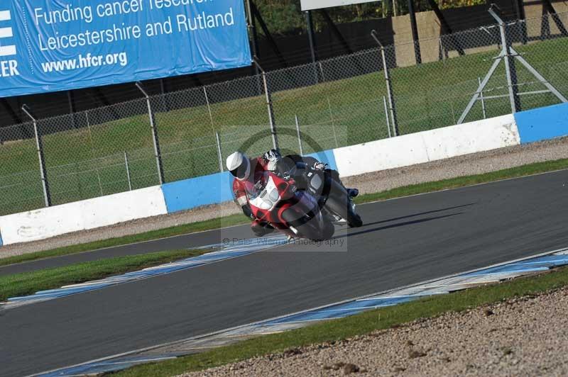 Motorcycle action photographs;donington;donington park leicestershire;donington photographs;event digital images;eventdigitalimages;no limits trackday;peter wileman photography;trackday;trackday digital images;trackday photos