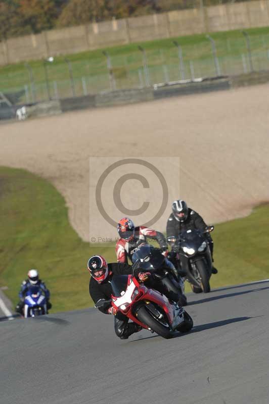 Motorcycle action photographs;donington;donington park leicestershire;donington photographs;event digital images;eventdigitalimages;no limits trackday;peter wileman photography;trackday;trackday digital images;trackday photos