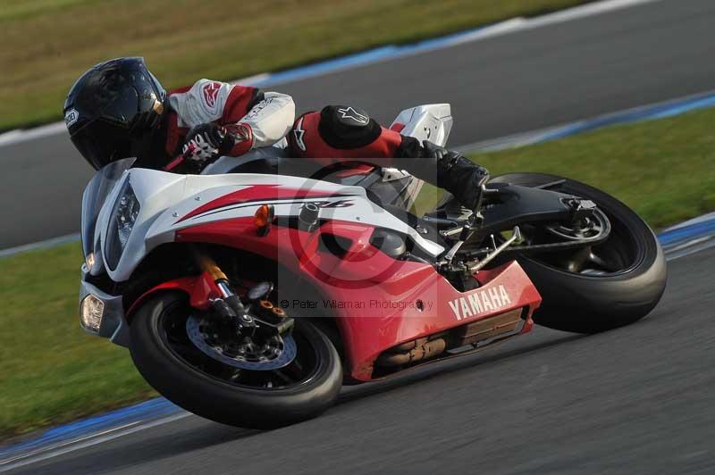 Motorcycle action photographs;donington;donington park leicestershire;donington photographs;event digital images;eventdigitalimages;no limits trackday;peter wileman photography;trackday;trackday digital images;trackday photos