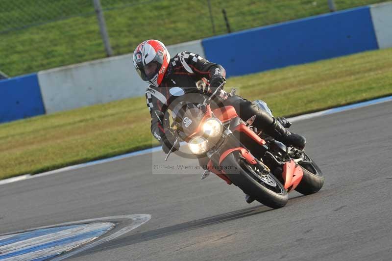 Motorcycle action photographs;donington;donington park leicestershire;donington photographs;event digital images;eventdigitalimages;no limits trackday;peter wileman photography;trackday;trackday digital images;trackday photos