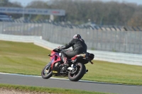 Motorcycle-action-photographs;donington;donington-park-leicestershire;donington-photographs;event-digital-images;eventdigitalimages;no-limits-trackday;peter-wileman-photography;trackday;trackday-digital-images;trackday-photos