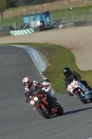 Motorcycle-action-photographs;donington;donington-park-leicestershire;donington-photographs;event-digital-images;eventdigitalimages;no-limits-trackday;peter-wileman-photography;trackday;trackday-digital-images;trackday-photos