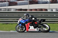 jerez;motorbikes;no-limits;nov-2012;peter-wileman-photography;spain;trackday;trackday-digital-images