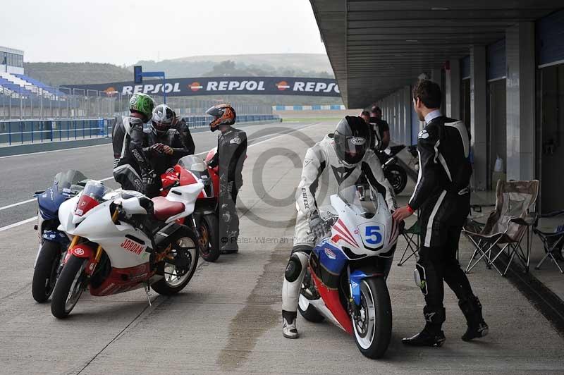 jerez;motorbikes;no limits;nov 2012;peter wileman photography;spain;trackday;trackday digital images