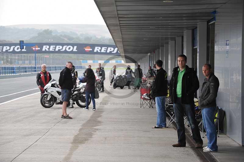 jerez;motorbikes;no limits;nov 2012;peter wileman photography;spain;trackday;trackday digital images