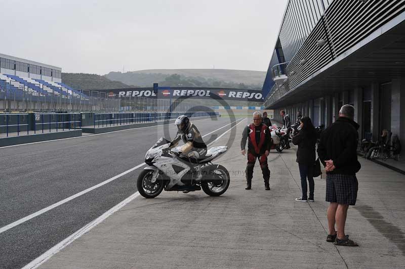 jerez;motorbikes;no limits;nov 2012;peter wileman photography;spain;trackday;trackday digital images