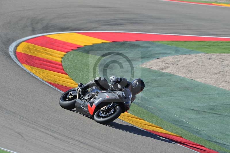 aragon;motorbikes;no limits;peter wileman photography;spain;trackday;trackday digital images