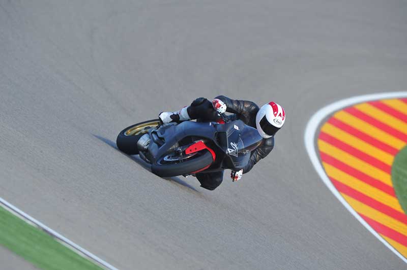 aragon;motorbikes;no limits;peter wileman photography;spain;trackday;trackday digital images