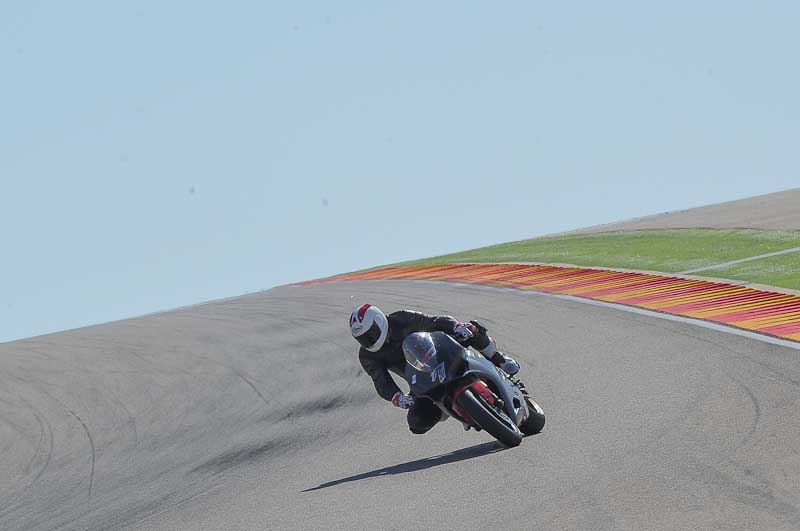 aragon;motorbikes;no limits;peter wileman photography;spain;trackday;trackday digital images