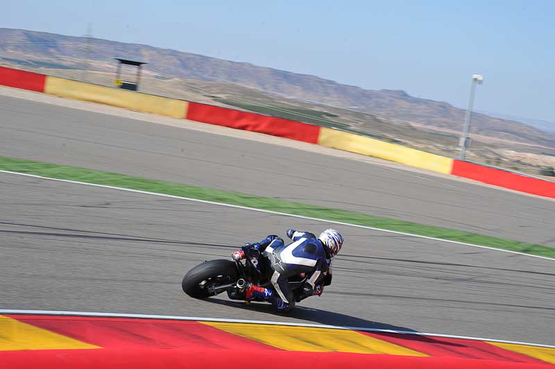 aragon;motorbikes;no limits;peter wileman photography;spain;trackday;trackday digital images
