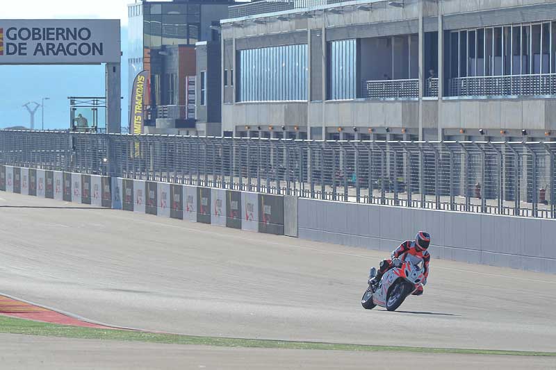 aragon;motorbikes;no limits;peter wileman photography;spain;trackday;trackday digital images
