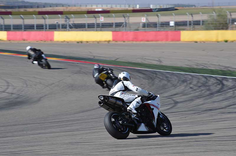 aragon;motorbikes;no limits;peter wileman photography;spain;trackday;trackday digital images