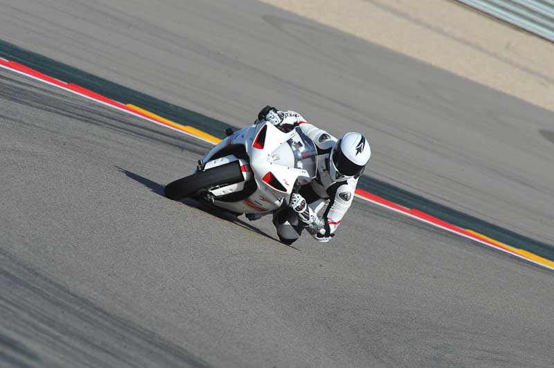 aragon;motorbikes;no limits;peter wileman photography;spain;trackday;trackday digital images