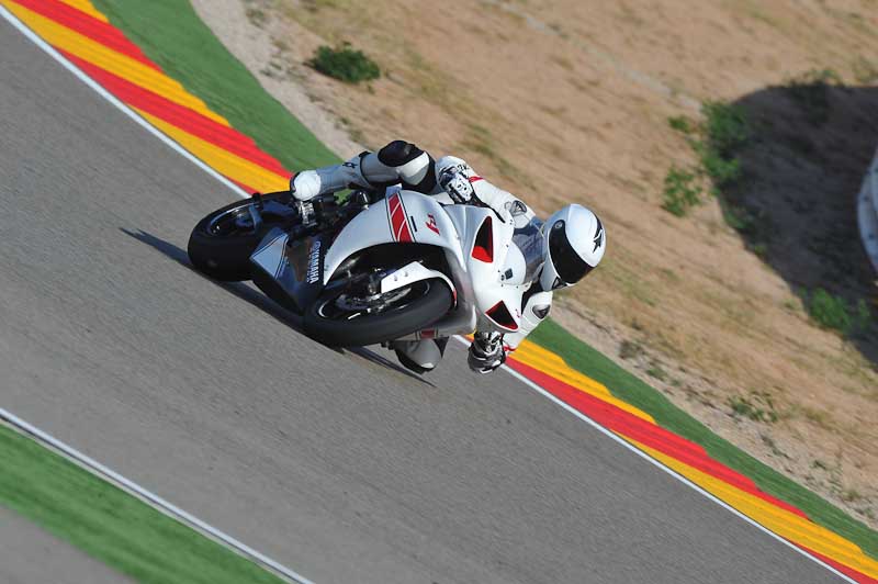 aragon;motorbikes;no limits;peter wileman photography;spain;trackday;trackday digital images