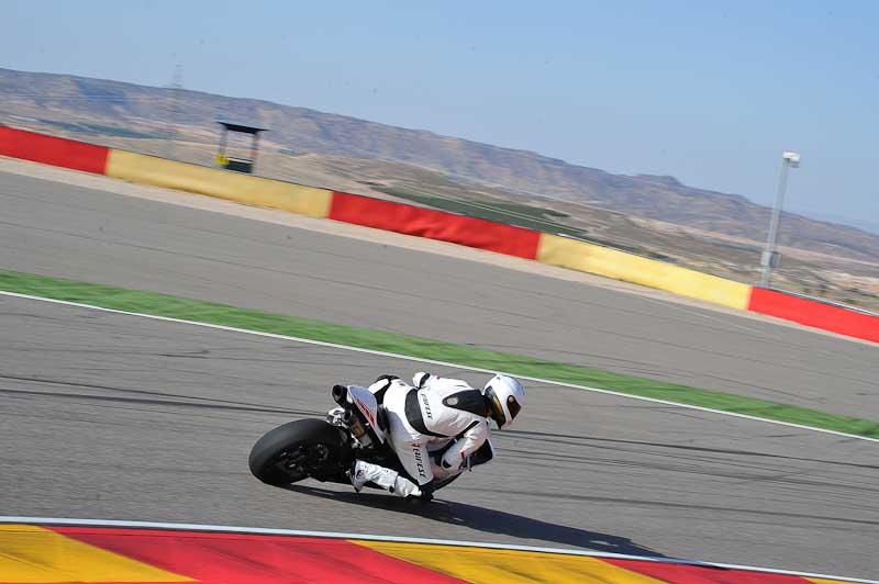 aragon;motorbikes;no limits;peter wileman photography;spain;trackday;trackday digital images
