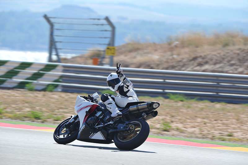 aragon;motorbikes;no limits;peter wileman photography;spain;trackday;trackday digital images