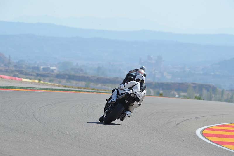 aragon;motorbikes;no limits;peter wileman photography;spain;trackday;trackday digital images