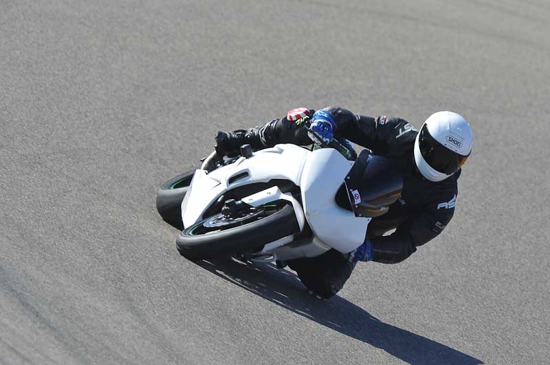 aragon;motorbikes;no limits;peter wileman photography;spain;trackday;trackday digital images