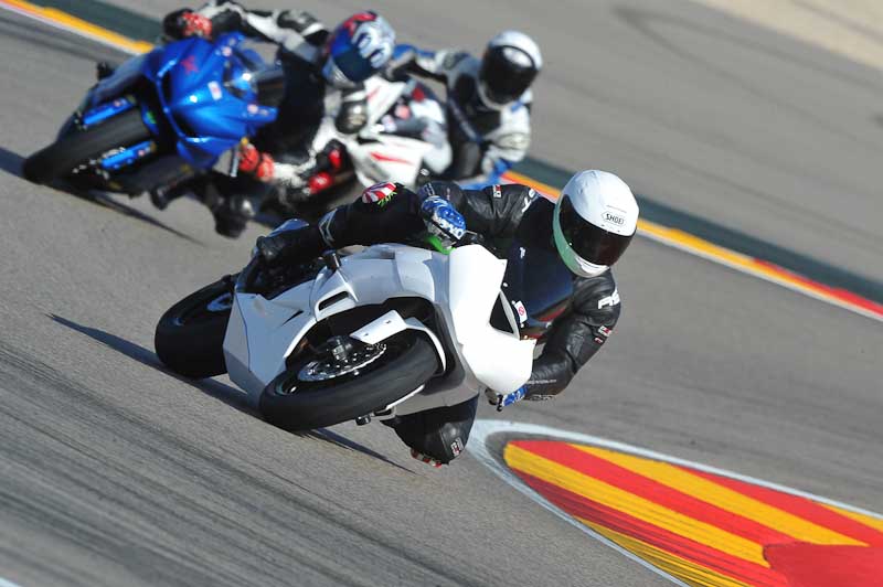 aragon;motorbikes;no limits;peter wileman photography;spain;trackday;trackday digital images