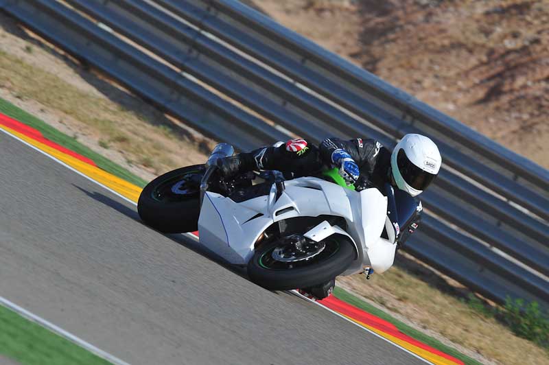 aragon;motorbikes;no limits;peter wileman photography;spain;trackday;trackday digital images