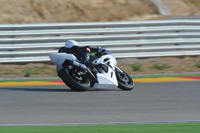 aragon;motorbikes;no limits;peter wileman photography;spain;trackday;trackday digital images