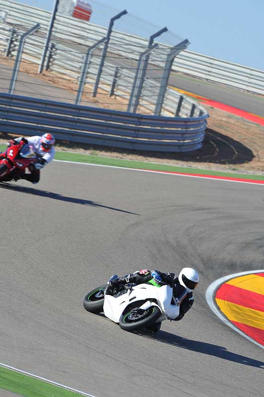 aragon;motorbikes;no limits;peter wileman photography;spain;trackday;trackday digital images
