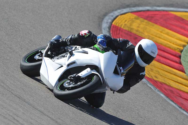 aragon;motorbikes;no limits;peter wileman photography;spain;trackday;trackday digital images