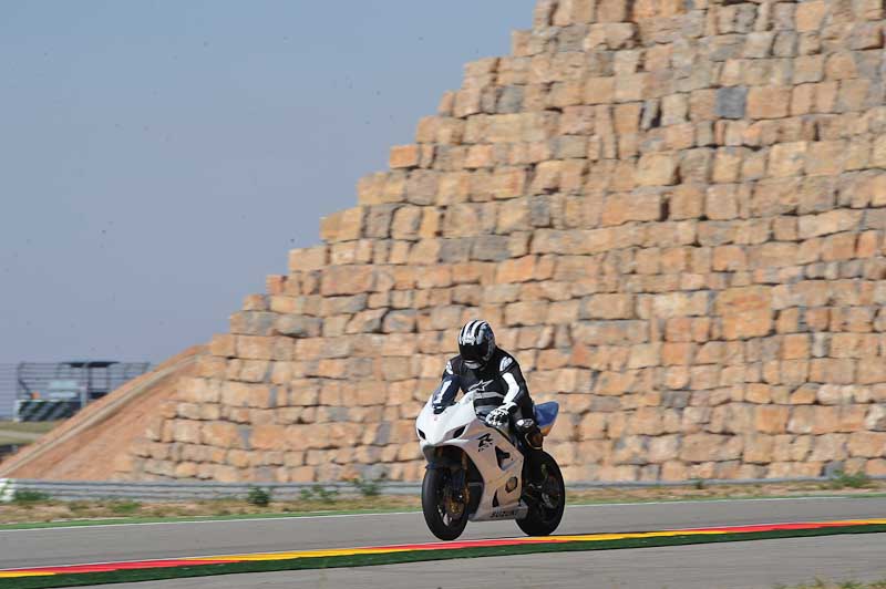 aragon;motorbikes;no limits;peter wileman photography;spain;trackday;trackday digital images