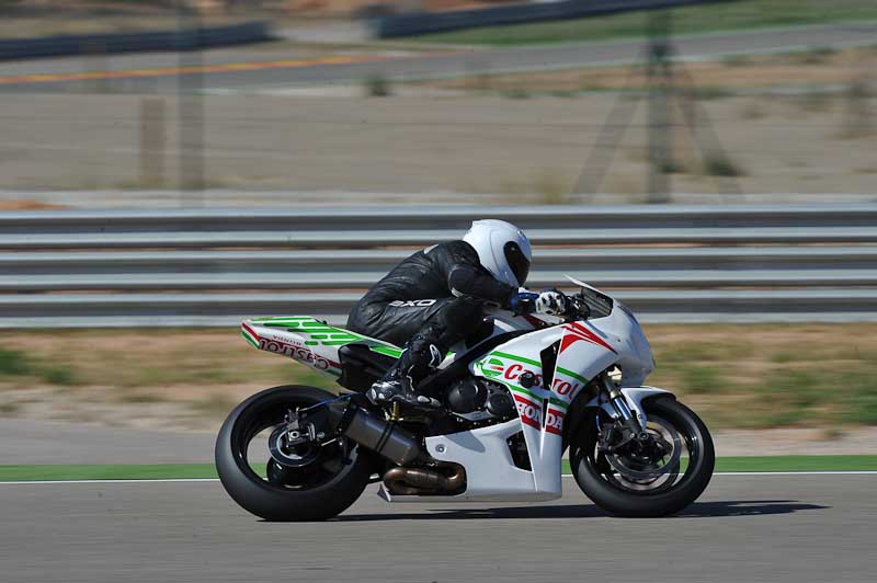 aragon;motorbikes;no limits;peter wileman photography;spain;trackday;trackday digital images