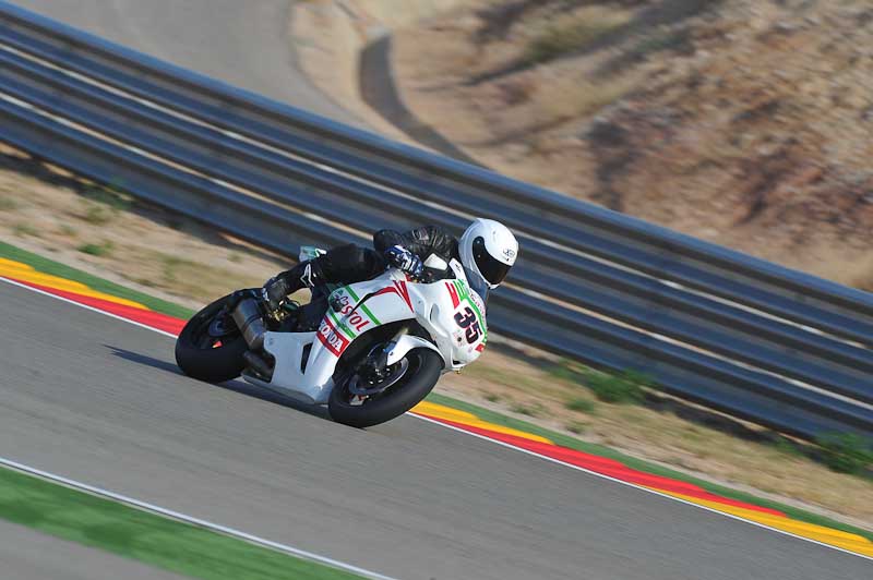 aragon;motorbikes;no limits;peter wileman photography;spain;trackday;trackday digital images