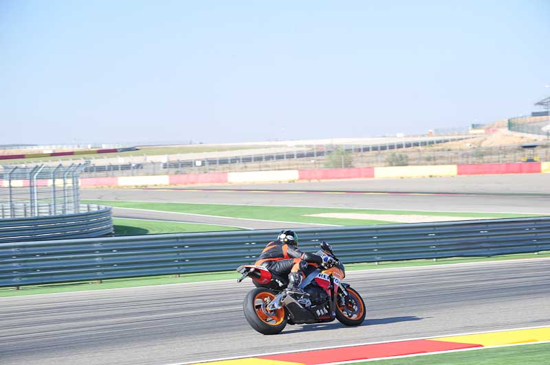 aragon;motorbikes;no limits;peter wileman photography;spain;trackday;trackday digital images