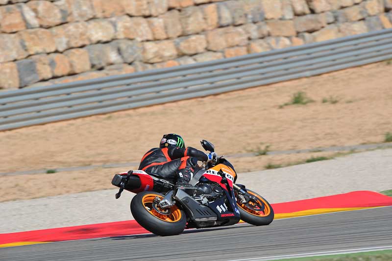 aragon;motorbikes;no limits;peter wileman photography;spain;trackday;trackday digital images