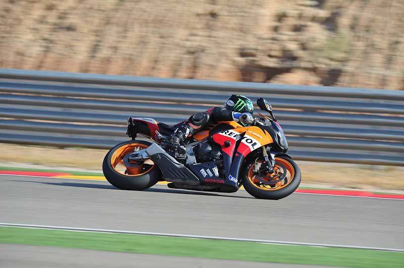 aragon;motorbikes;no limits;peter wileman photography;spain;trackday;trackday digital images