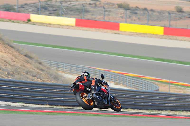 aragon;motorbikes;no limits;peter wileman photography;spain;trackday;trackday digital images